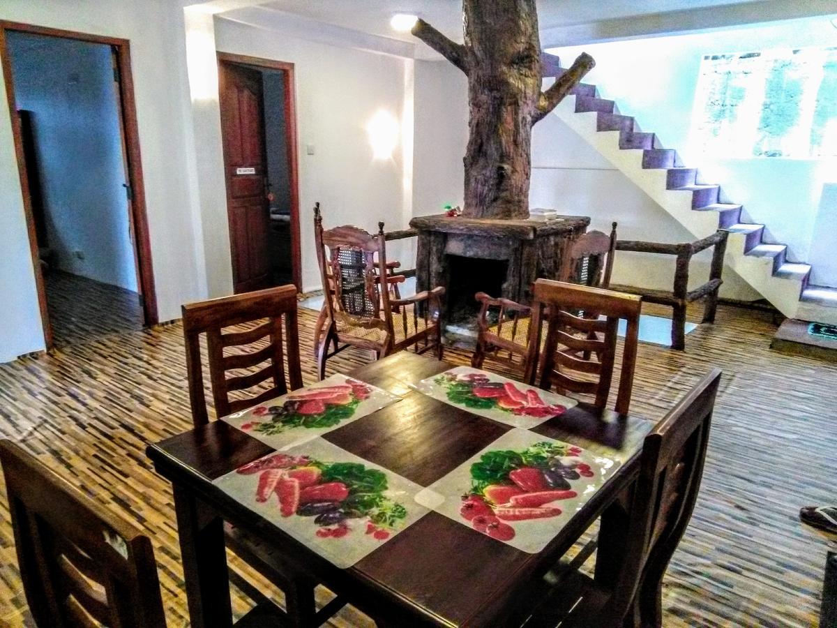 Travellers Nest Inn 누와라 엘리야 외부 사진
